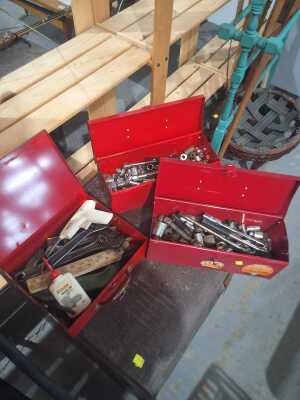 TOOL BOXES