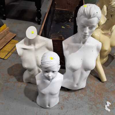 MANNEQUINS
