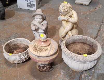 GARDEN DECOR
