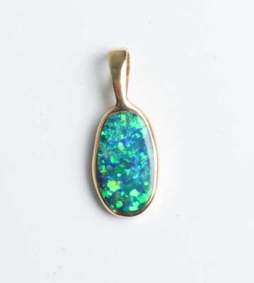 OPAL PENDANT