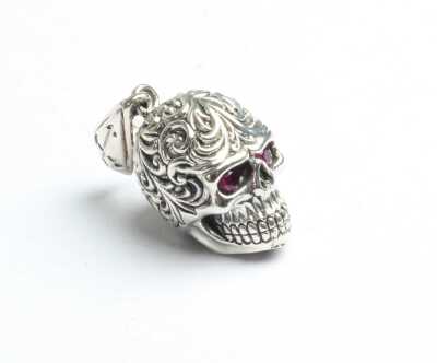 SILVER PENDANT
