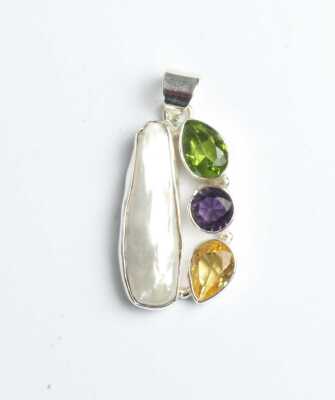 SILVER PENDANT