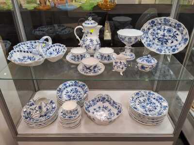 MEISSEN DINNERWARE