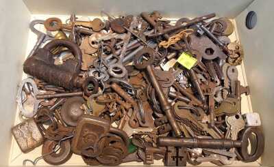KEYS & LOCKS