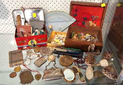 SUNDRY LOT