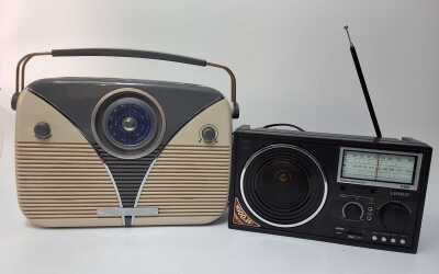 RADIOS