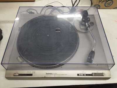 TURNTABLE