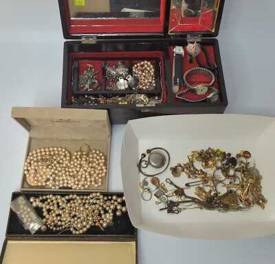 COSTUME JEWELLERY