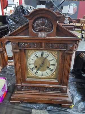BRACKET CLOCK
