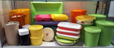 TUPPERWARE