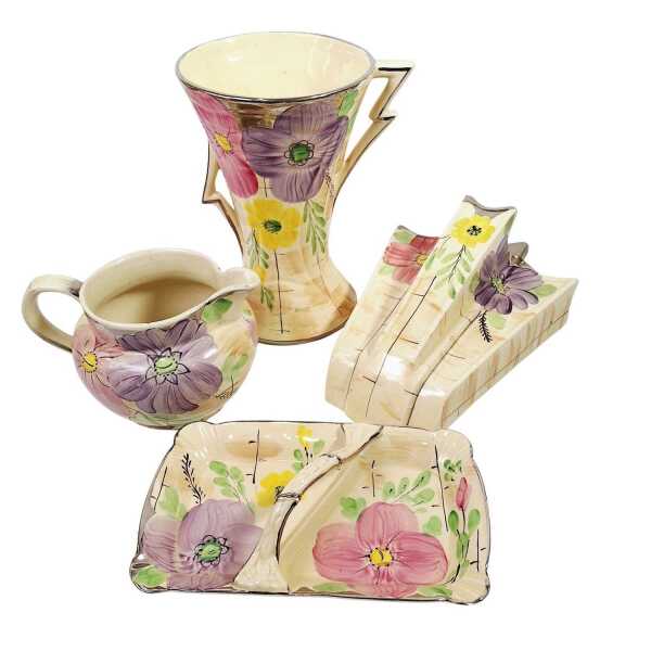 ARTHUR WOOD VASES & SERVINGWARE