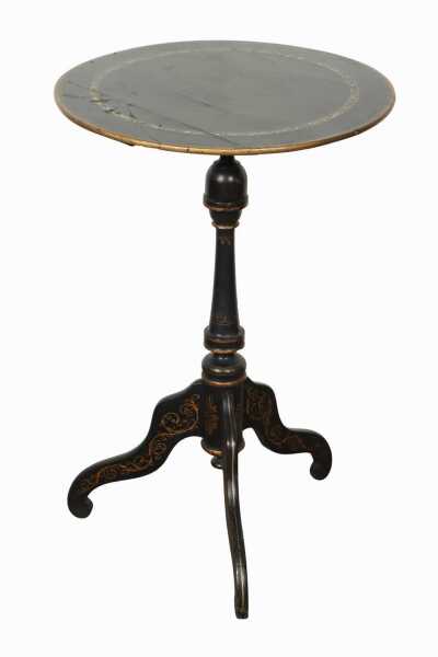 WINE TABLE