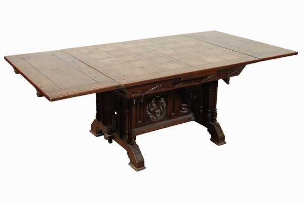 EXTENSION DINING TABLE