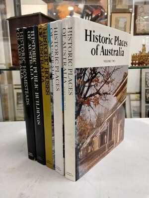 HISTORIC BUILDINGS OF AUSTRALIA. Five volumes in this impressive National Trust series