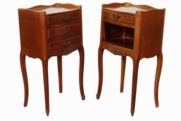 PAIR OF BEDSIDE TABLES