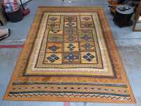 FLOOR RUG