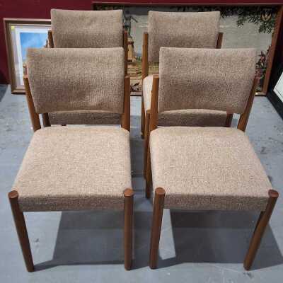 DINING CHAIRS