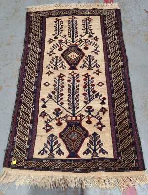 PERSIAN RUG