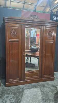 WARDROBE