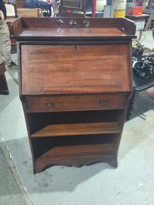 WRITING BUREAU