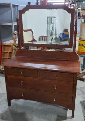 BEDROOM DRESSER