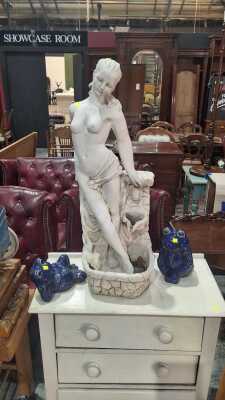 GARDEN DECOR