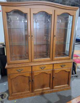 DISPLAY CABINET