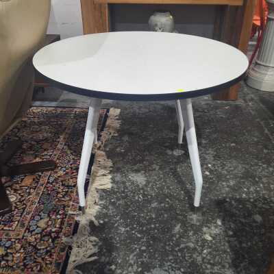 KITCHEN TABLE