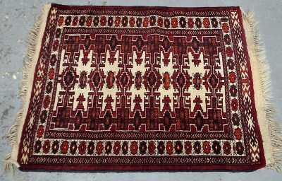 ENTRANCE RUG