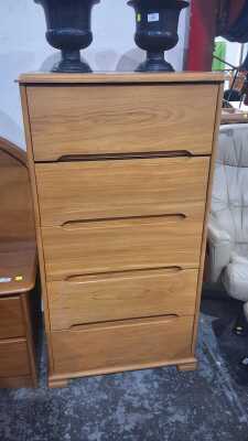 CHEST OF DRAWERS