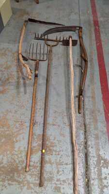 RUSTIC TOOLS