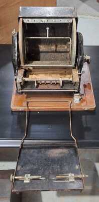VINTAGE MIMEOGRAPH PRINTER