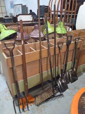 GARDEN TOOLS