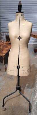 DRESSMAKERS FORM