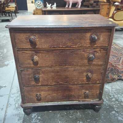 CHEST OF DRAWERS