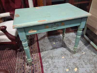 KITCHEN TABLE