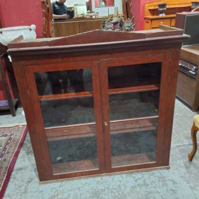 DISPLAY CABINET