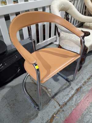 CANASTRA CHAIR