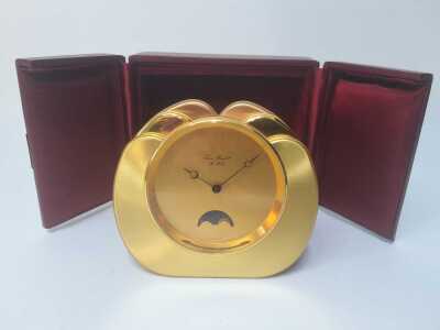 TABLE CLOCK