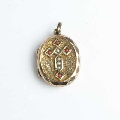 LOCKET