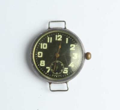 WRIST WATCH