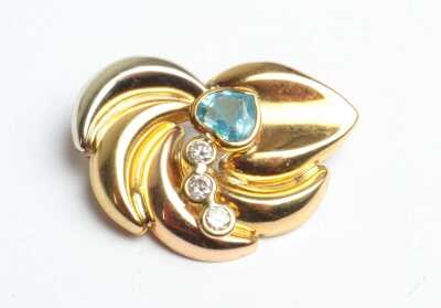 GOLD BROOCH