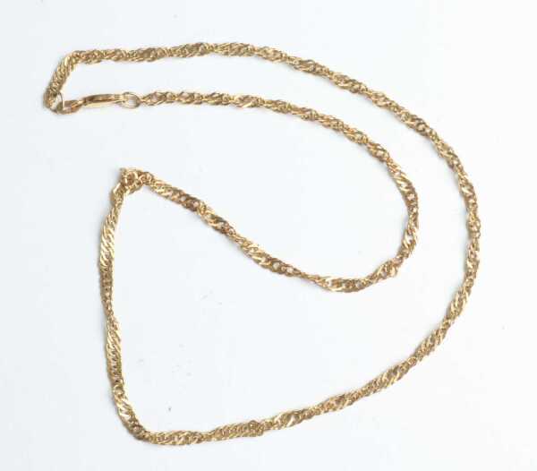 GOLD NECKLACE