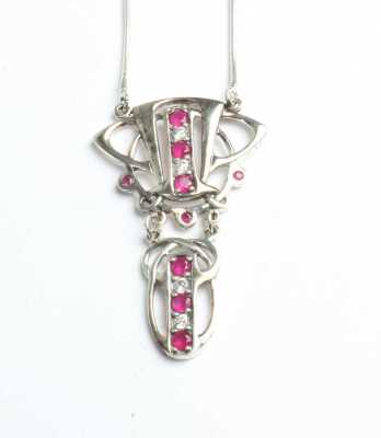 SILVER NECKLACE