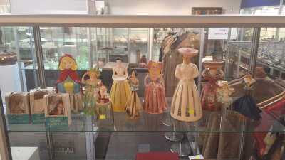 NAPKIN DOLLS
