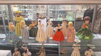 NAPKIN DOLLS