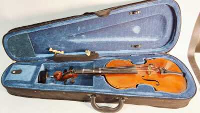 VIOLIN