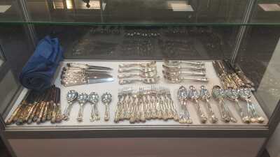 CUTLERY SERVICE