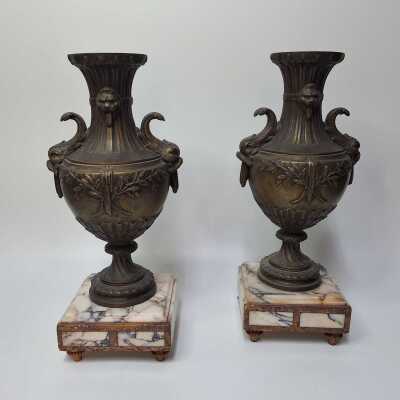MANTEL VASES