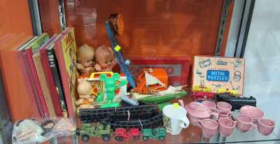 CHILDREN'S TOYS